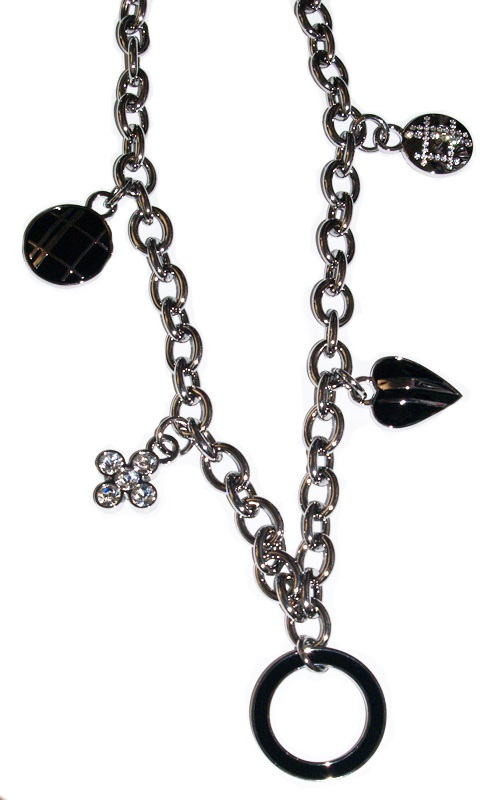 DYRBERG/KERN: Collares